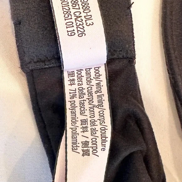 New Body by Victoria's Secret Black Scalloped Lace Bra - Picture 3 of 3